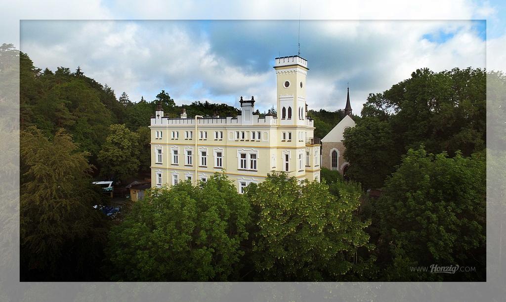 Hotel Stekl - Hrubá Skála المظهر الخارجي الصورة